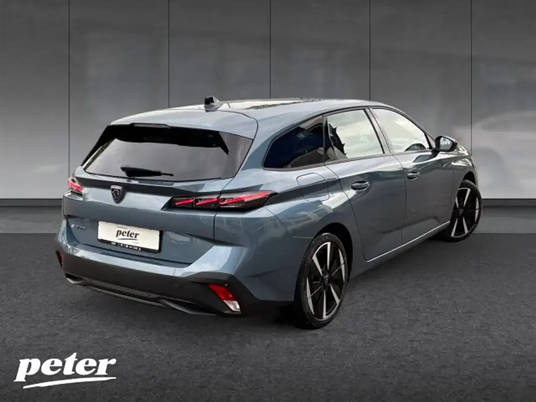 Peugeot 308 - Thumbnail 3
