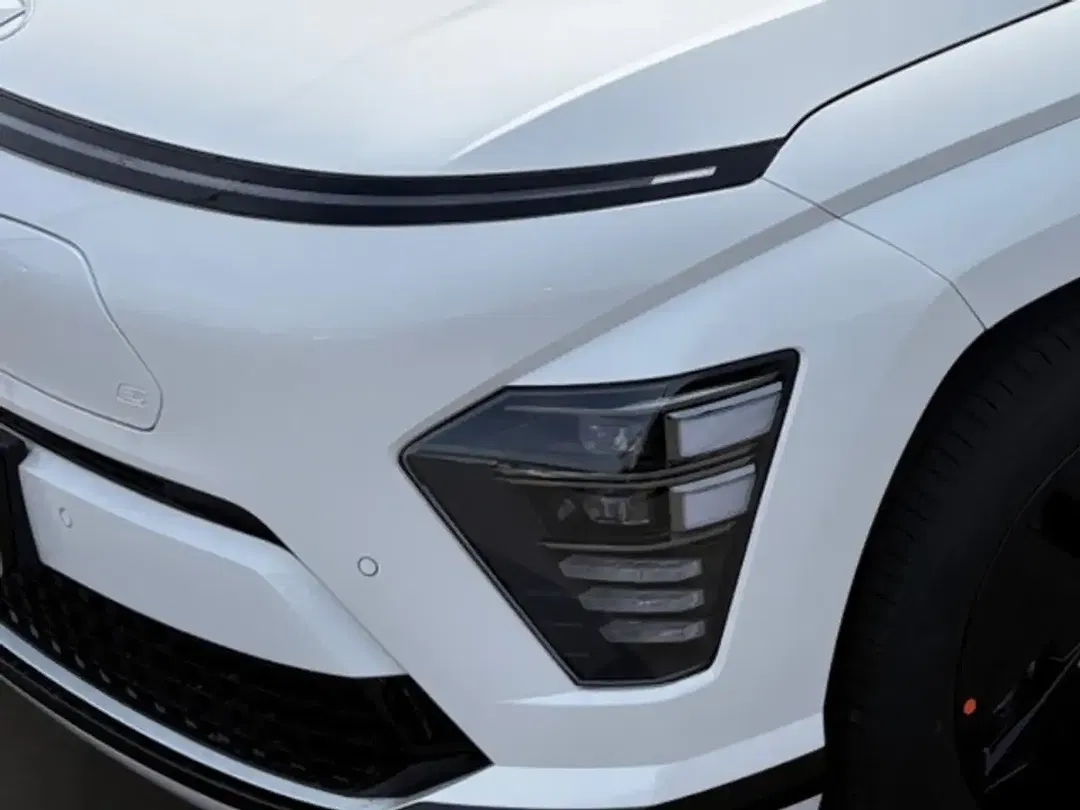 Hyundai KONA - Thumbnail 4