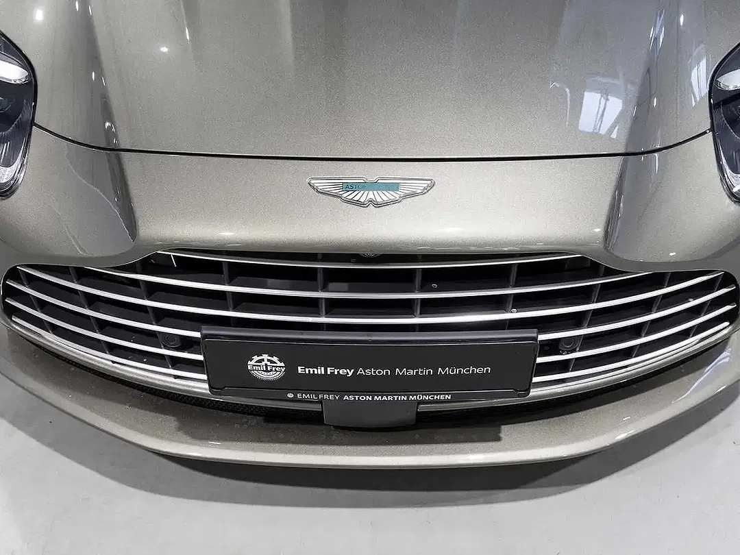 Aston Martin DB12 - Thumbnail 10