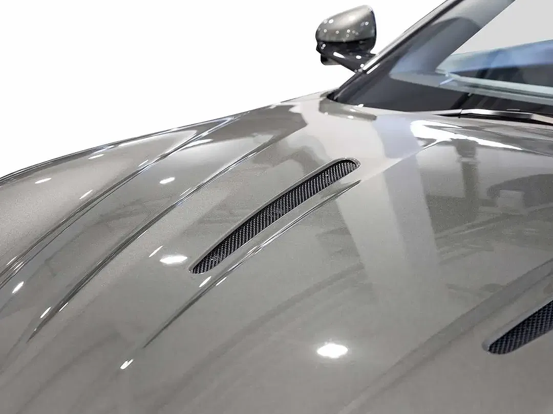 Aston Martin DB12 - Thumbnail 15