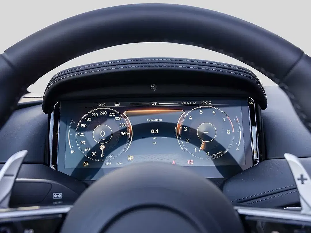 Aston Martin DB12 - Thumbnail 6