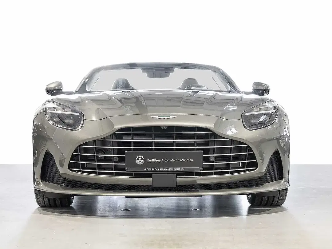 Aston Martin DB12 - Thumbnail 7