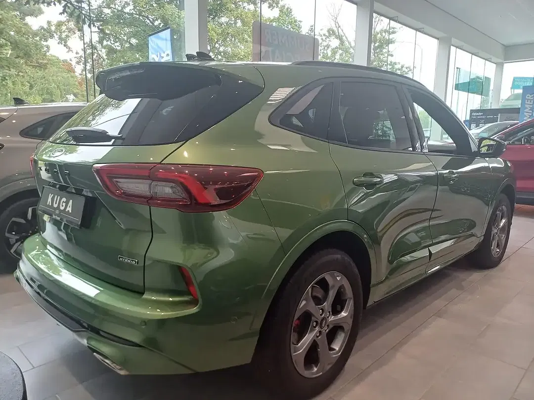 Ford Kuga - Thumbnail 4