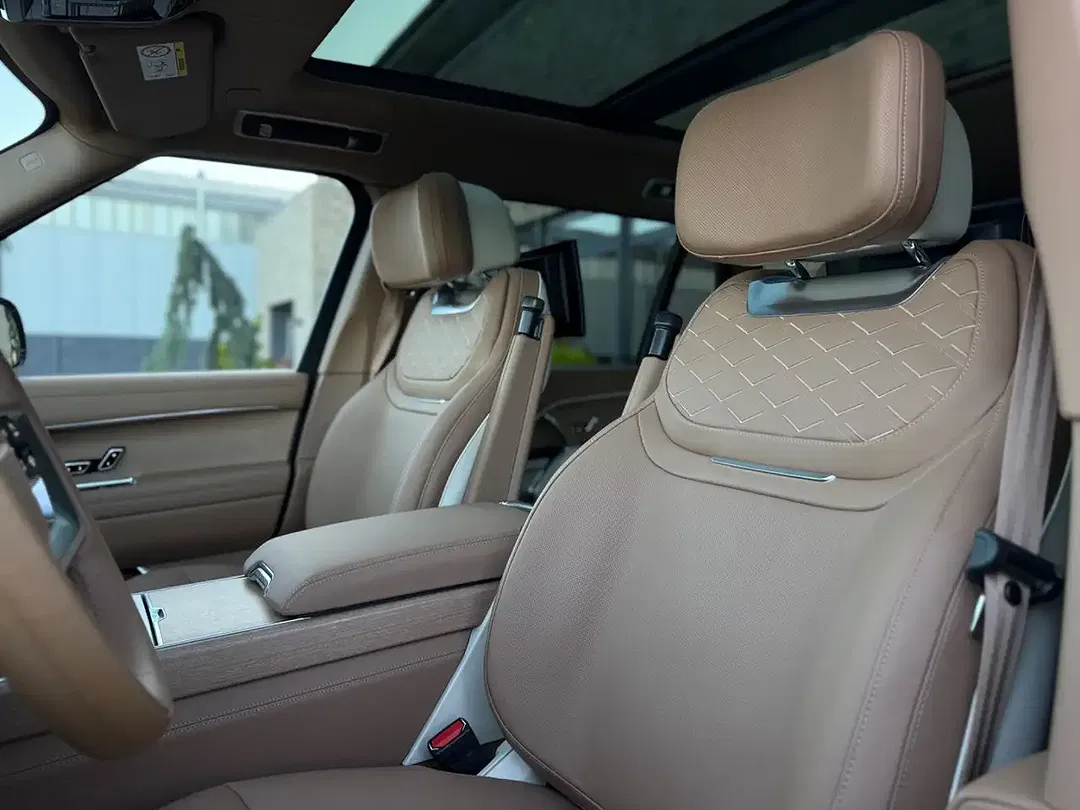 Land Rover Range Rover - Thumbnail 12