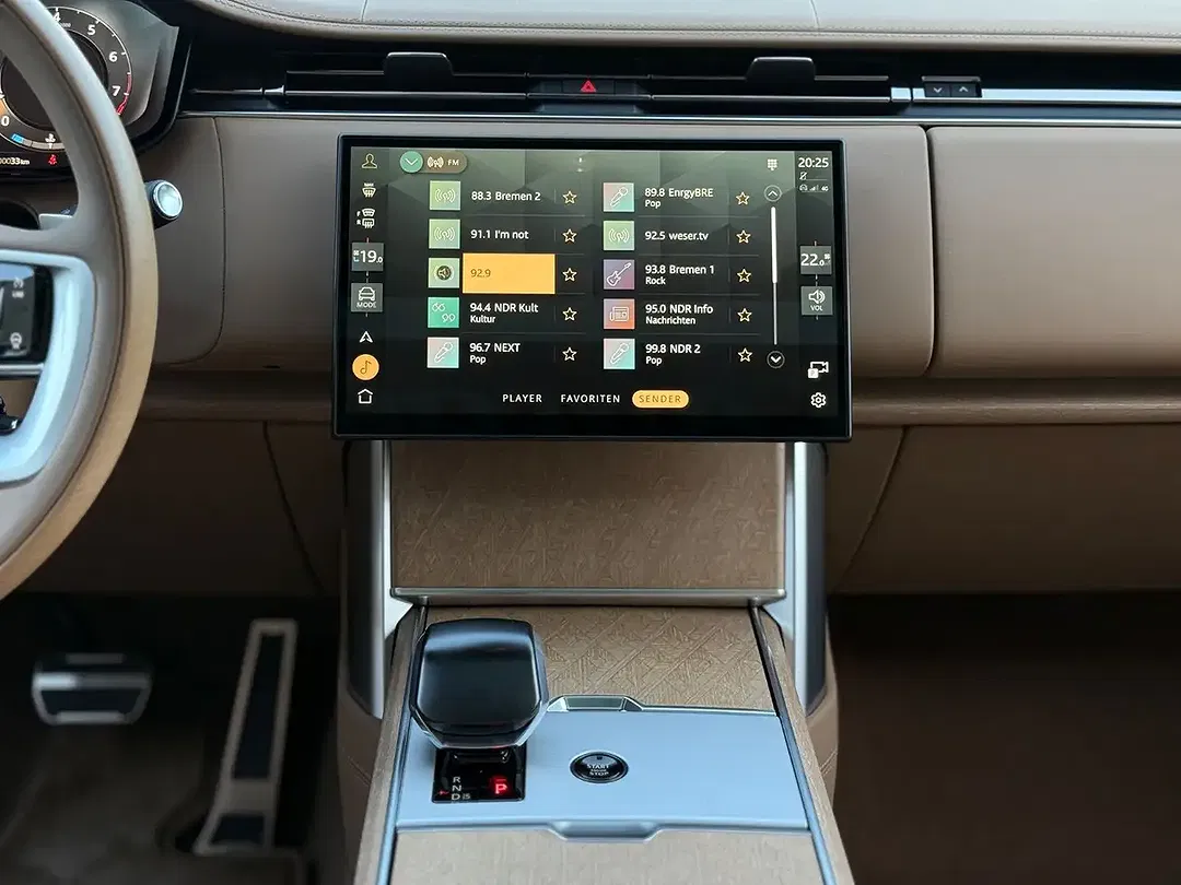 Land Rover Range Rover - Thumbnail 25