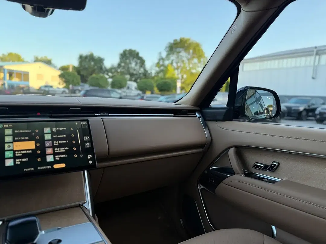 Land Rover Range Rover - Thumbnail 26