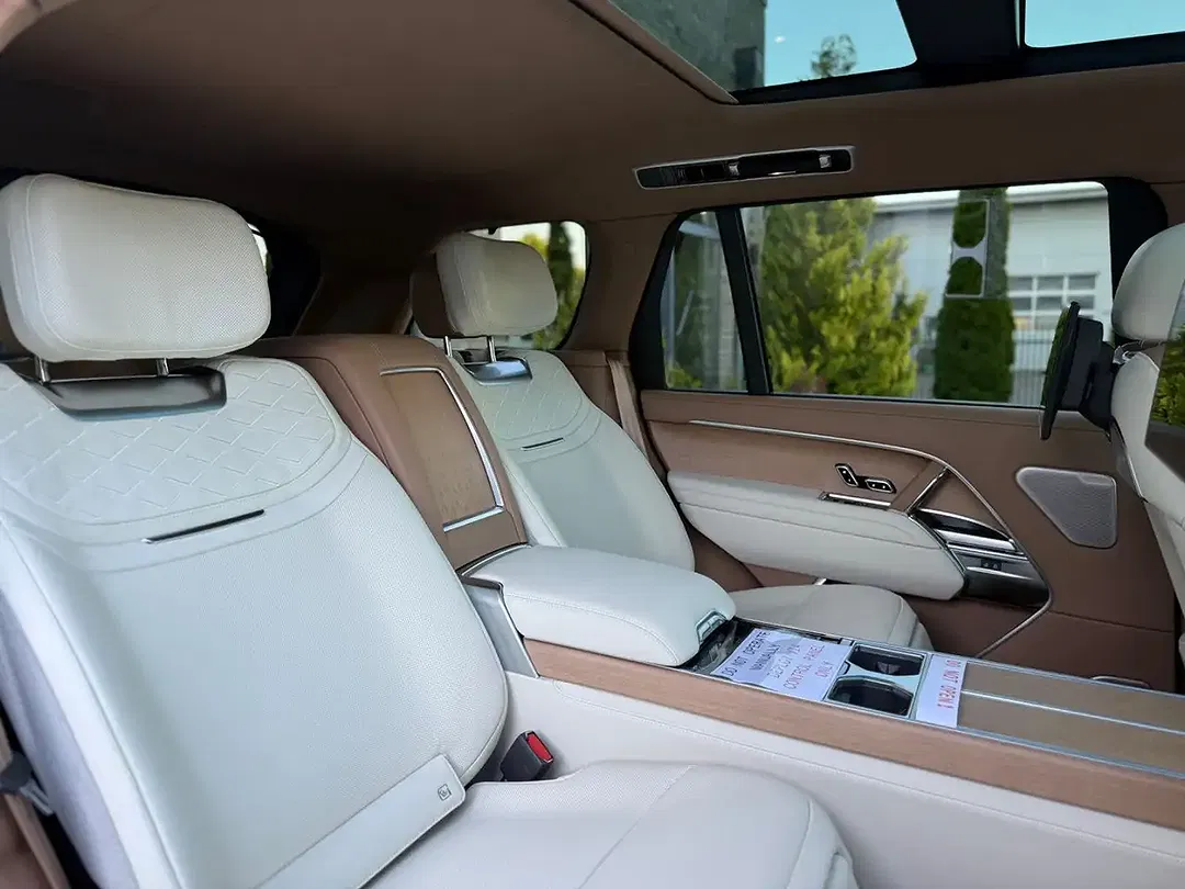 Land Rover Range Rover - Thumbnail 32