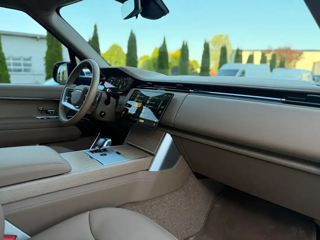 Land Rover Range Rover - Thumbnail 35