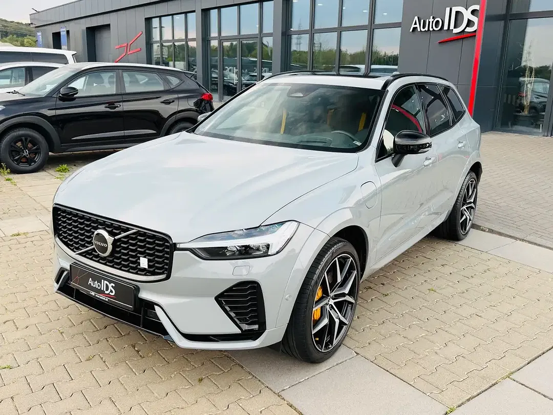 Volvo XC60 - Thumbnail 9