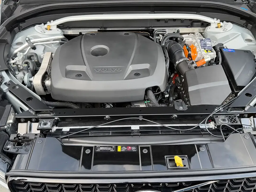 Volvo XC60 - Thumbnail 12
