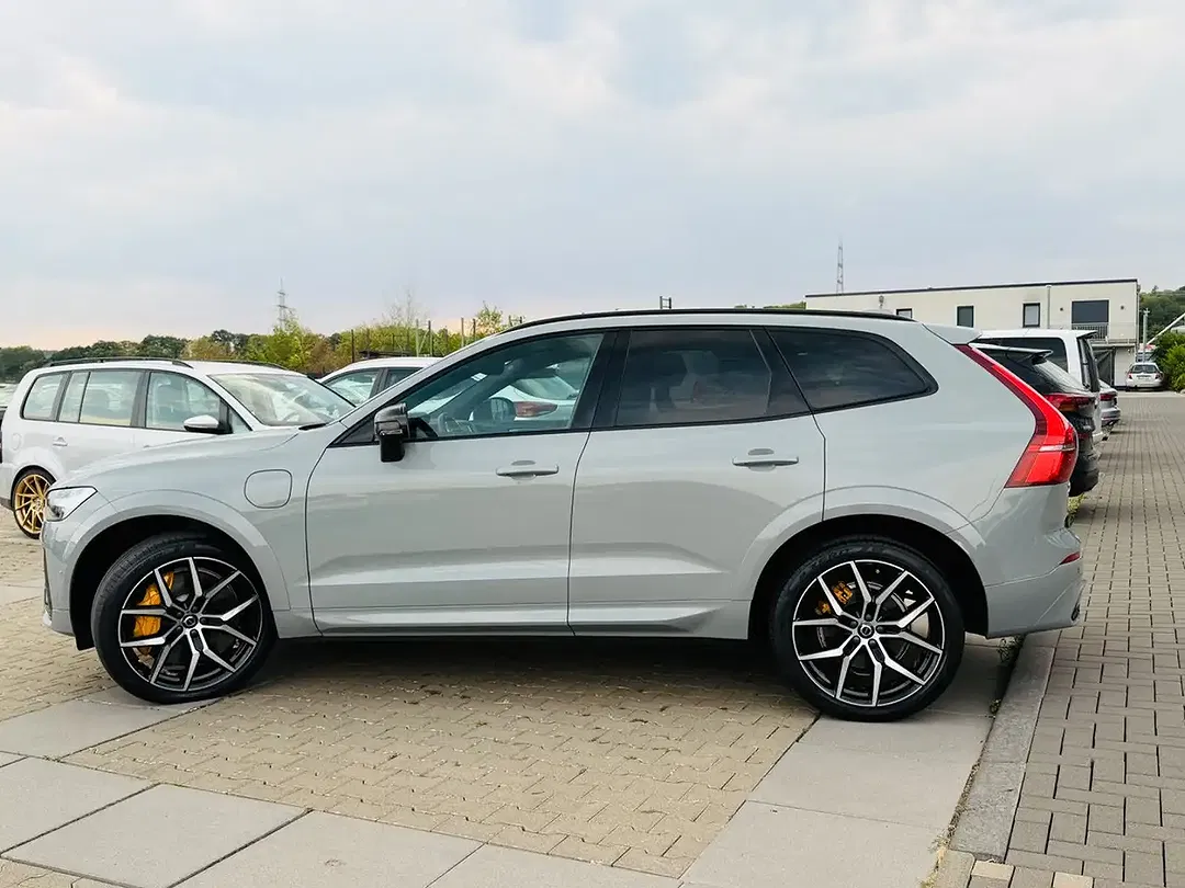 Volvo XC60 - Thumbnail 6