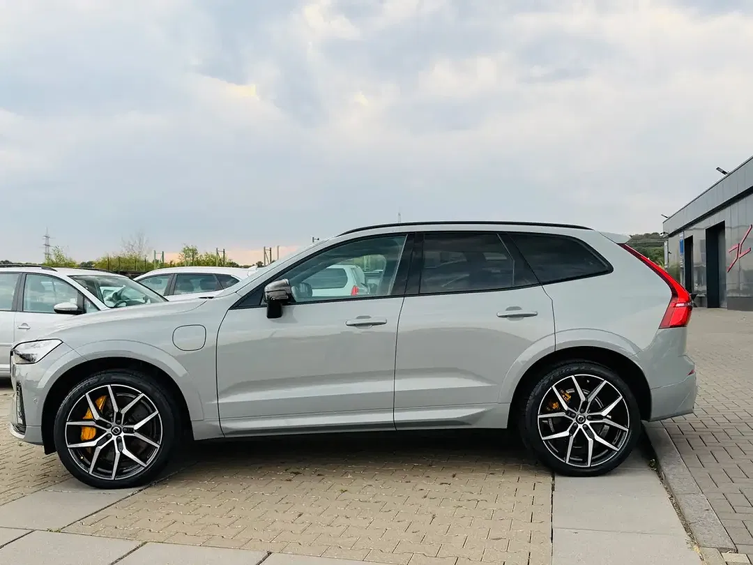 Volvo XC60 - Thumbnail 8