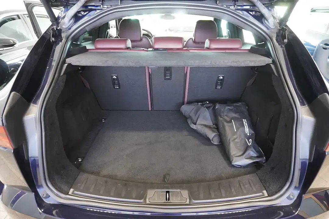 Jaguar E-Pace - Thumbnail 10