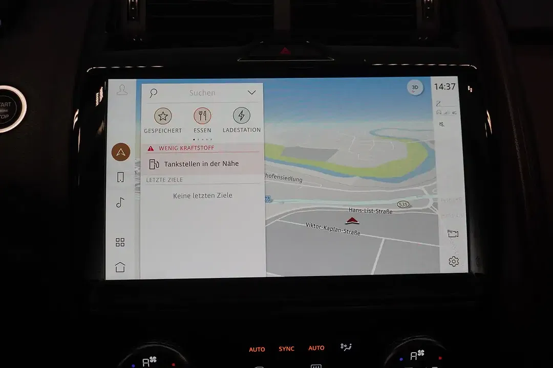 Jaguar E-Pace - Thumbnail 15