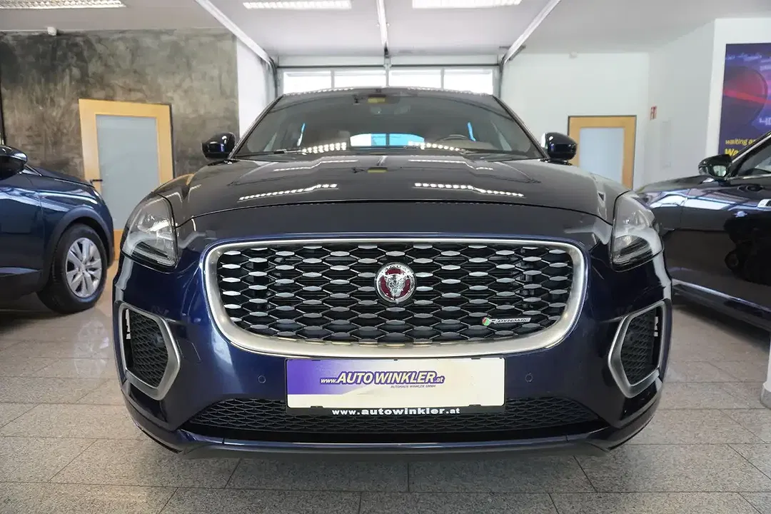 Jaguar E-Pace - Thumbnail 2