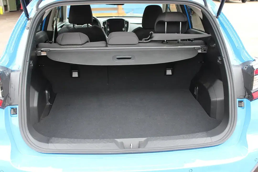 Subaru Crosstrek - Thumbnail 9