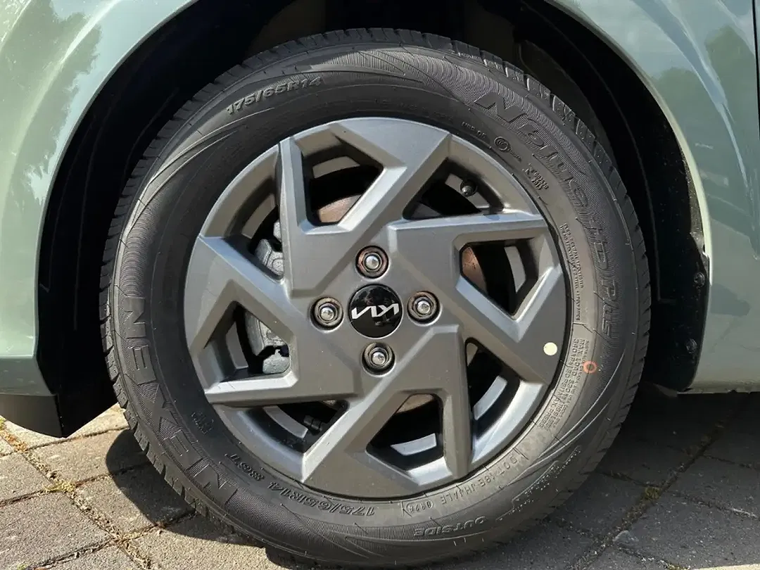 Kia Picanto - Thumbnail 12