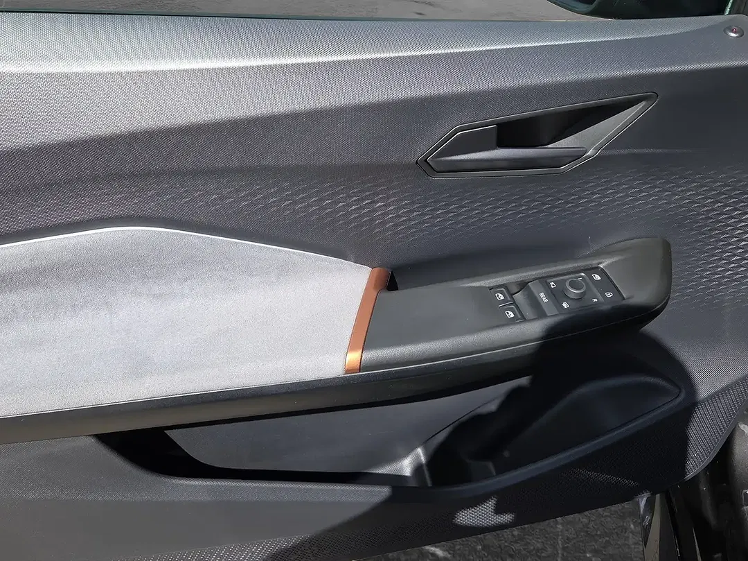 CUPRA Born - Thumbnail 6
