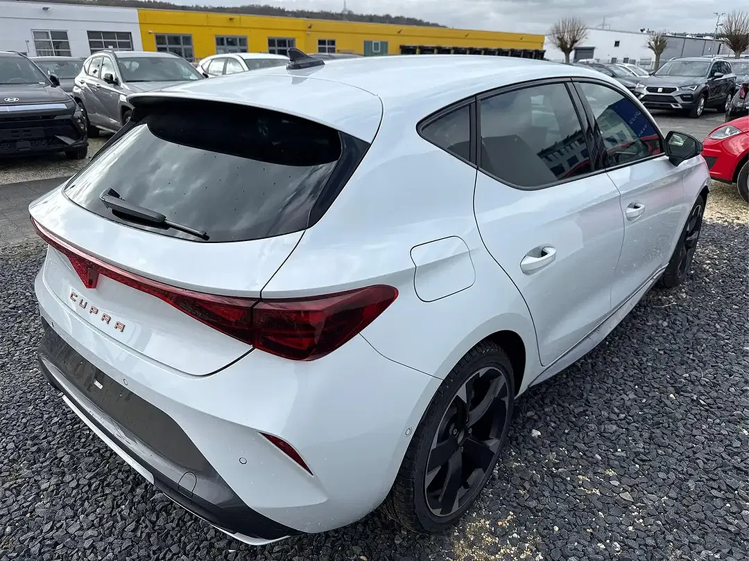 CUPRA Leon - Thumbnail 5