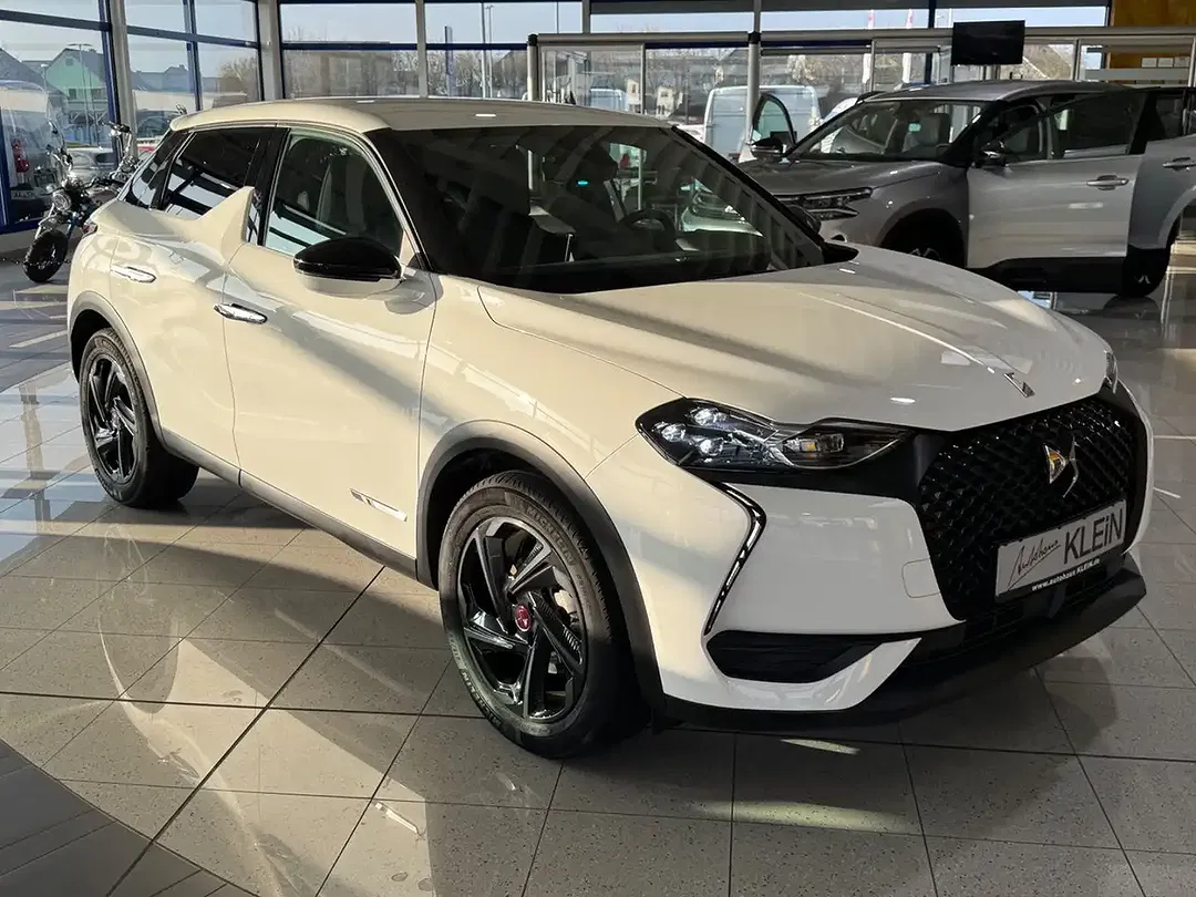 DS Automobiles DS 3 Crossback - Thumbnail 8