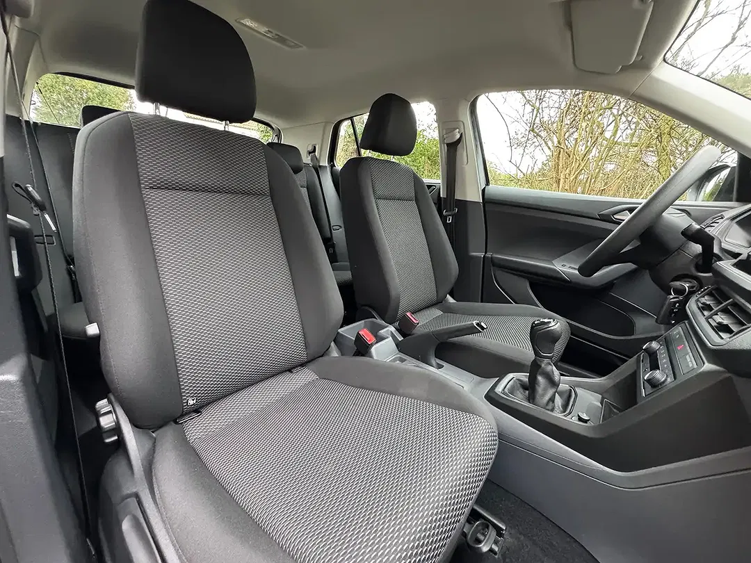 Volkswagen T-Cross - Thumbnail 11