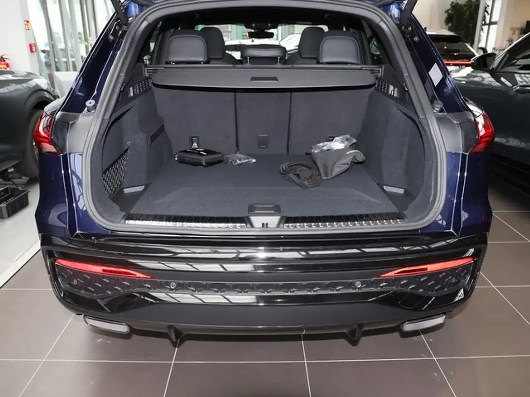 Audi Q5 - Thumbnail 11