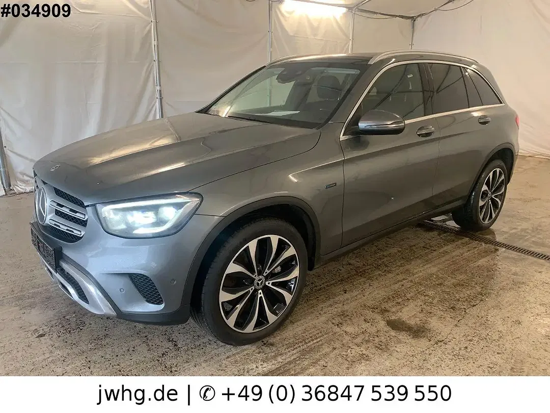 Mercedes-Benz GLC 300 AMG