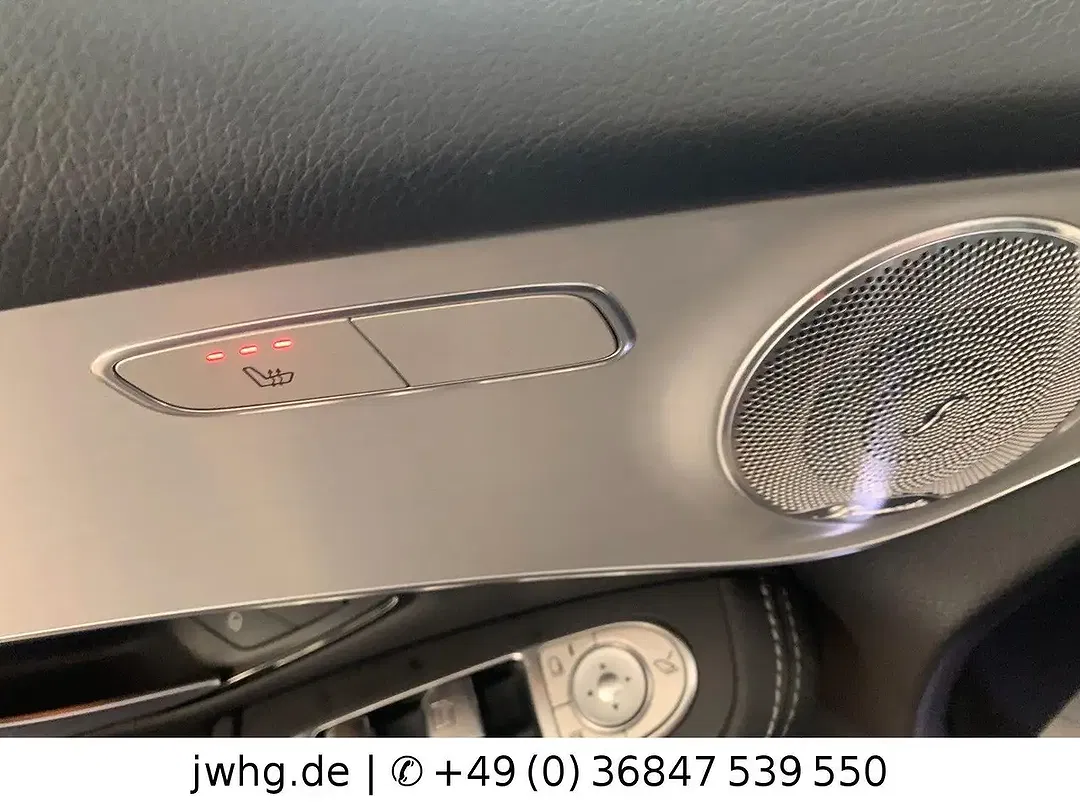 Mercedes-Benz GLC 300 - Thumbnail 11