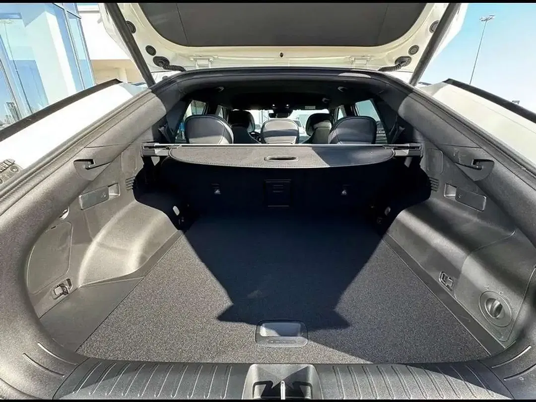 Kia EV6 - Thumbnail 14