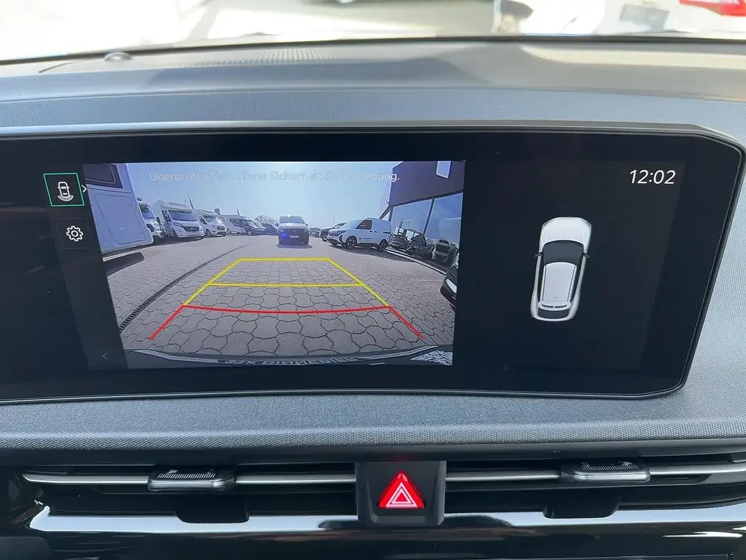 Kia EV6 - Thumbnail 12