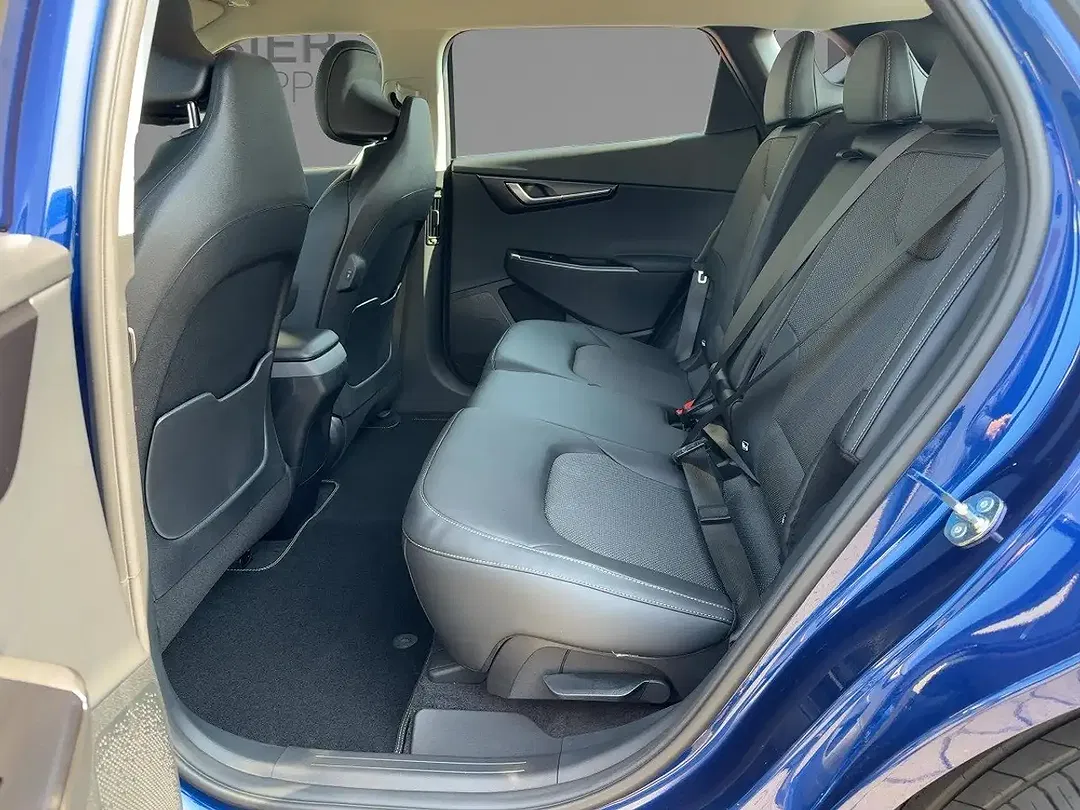 Kia EV6 - Thumbnail 15