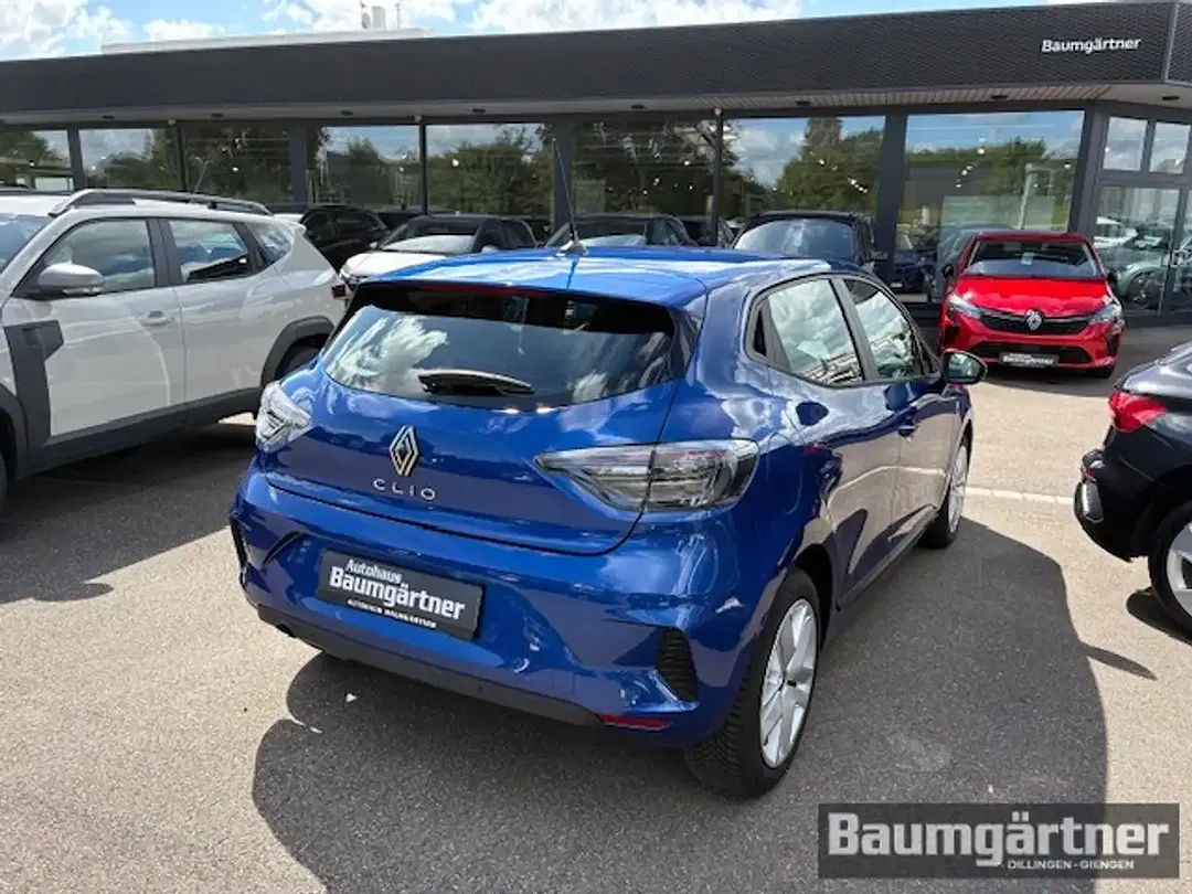 Renault Clio - Thumbnail 3