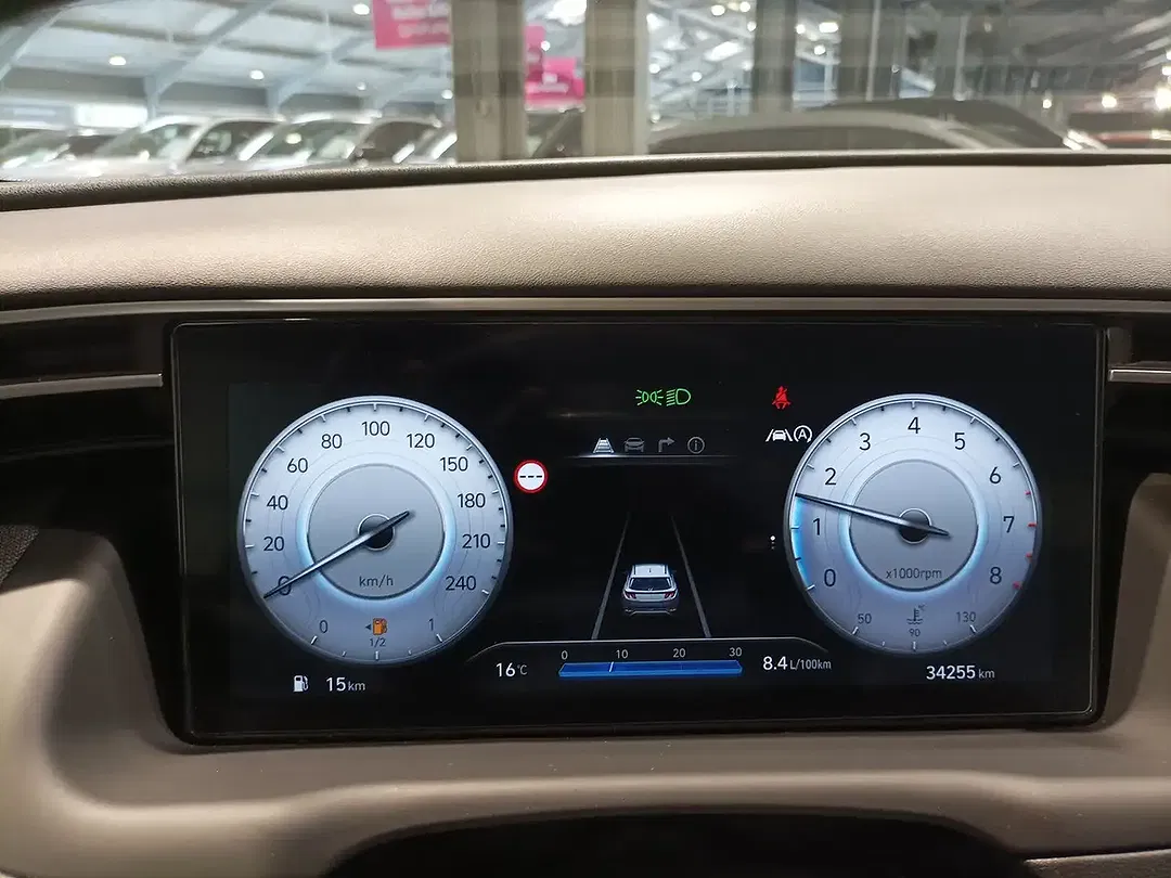 Hyundai TUCSON - Thumbnail 7