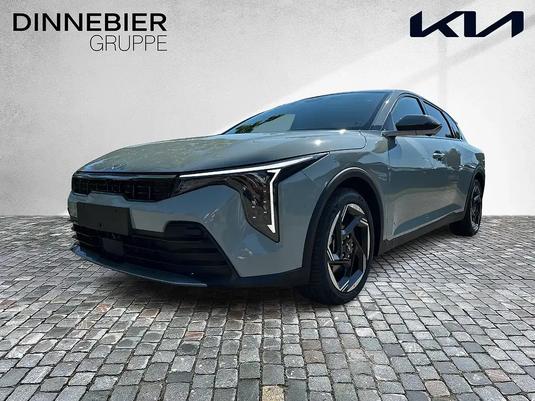 Kia K4 - Thumbnail 1