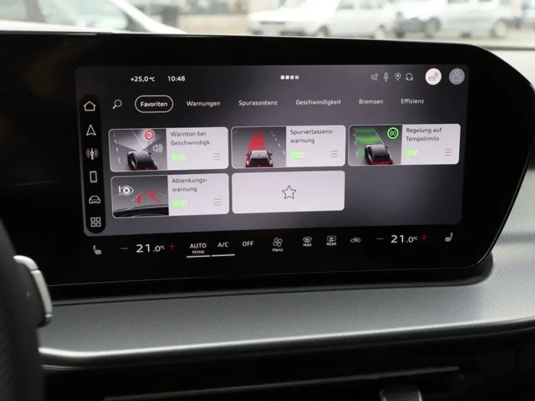 Audi Q3 - Thumbnail 15
