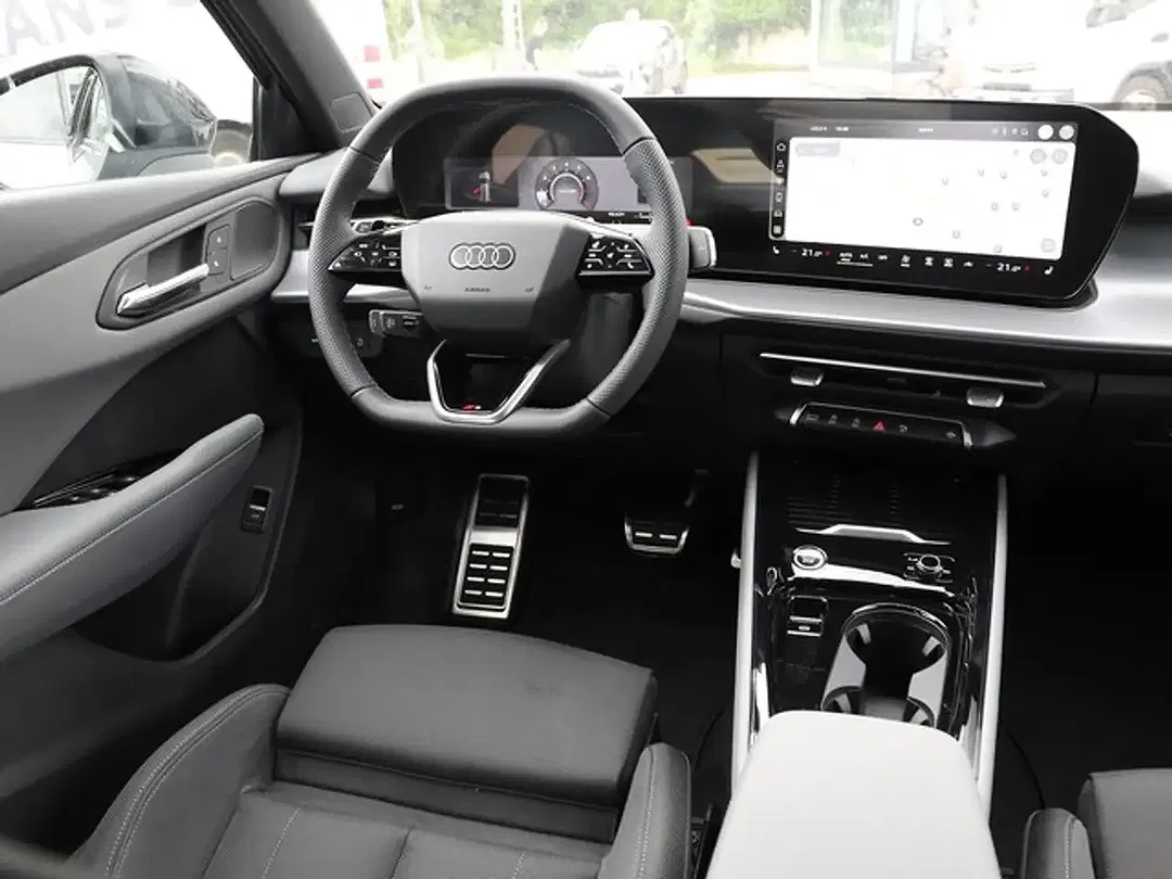 Audi Q3 - Thumbnail 6