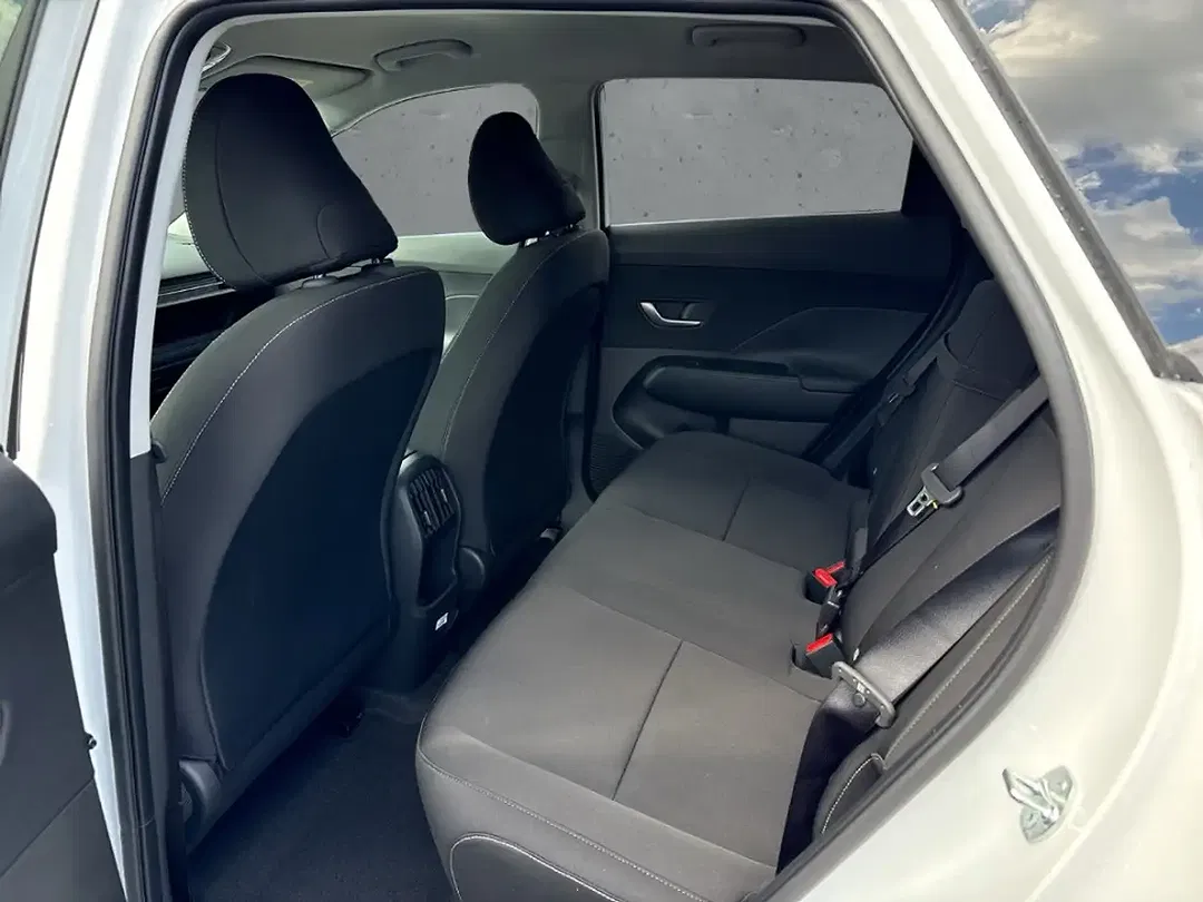 Hyundai KONA - Thumbnail 8
