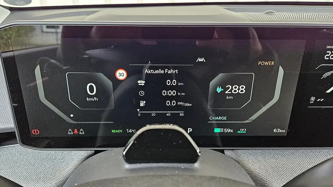 Kia EV4 - Thumbnail 8