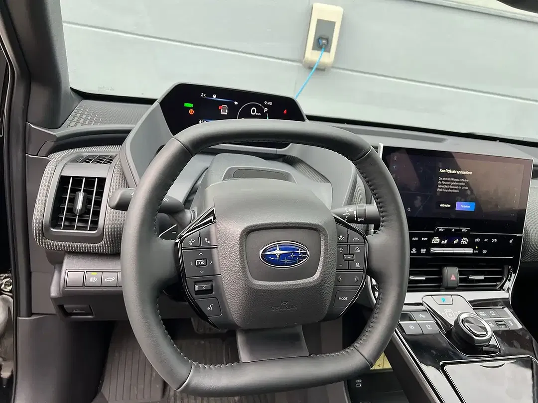 Subaru Solterra - Thumbnail 13