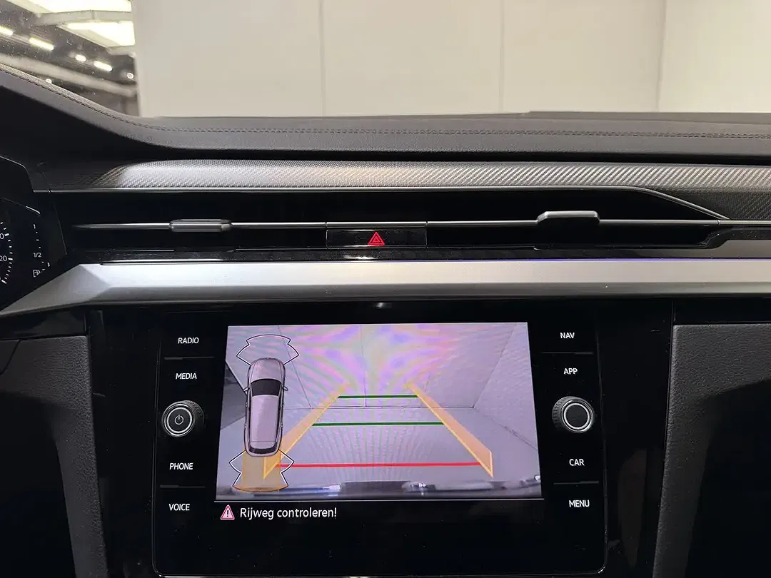 Volkswagen Arteon - Thumbnail 17