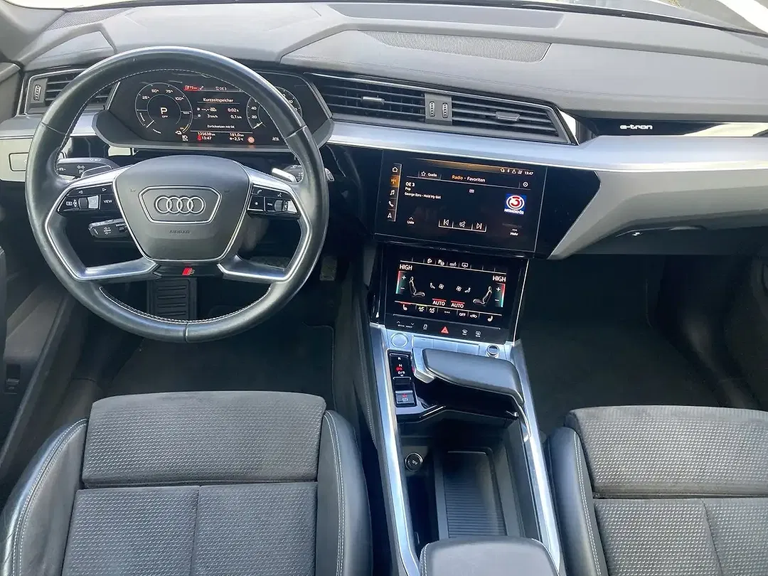 Audi e-tron - Thumbnail 10