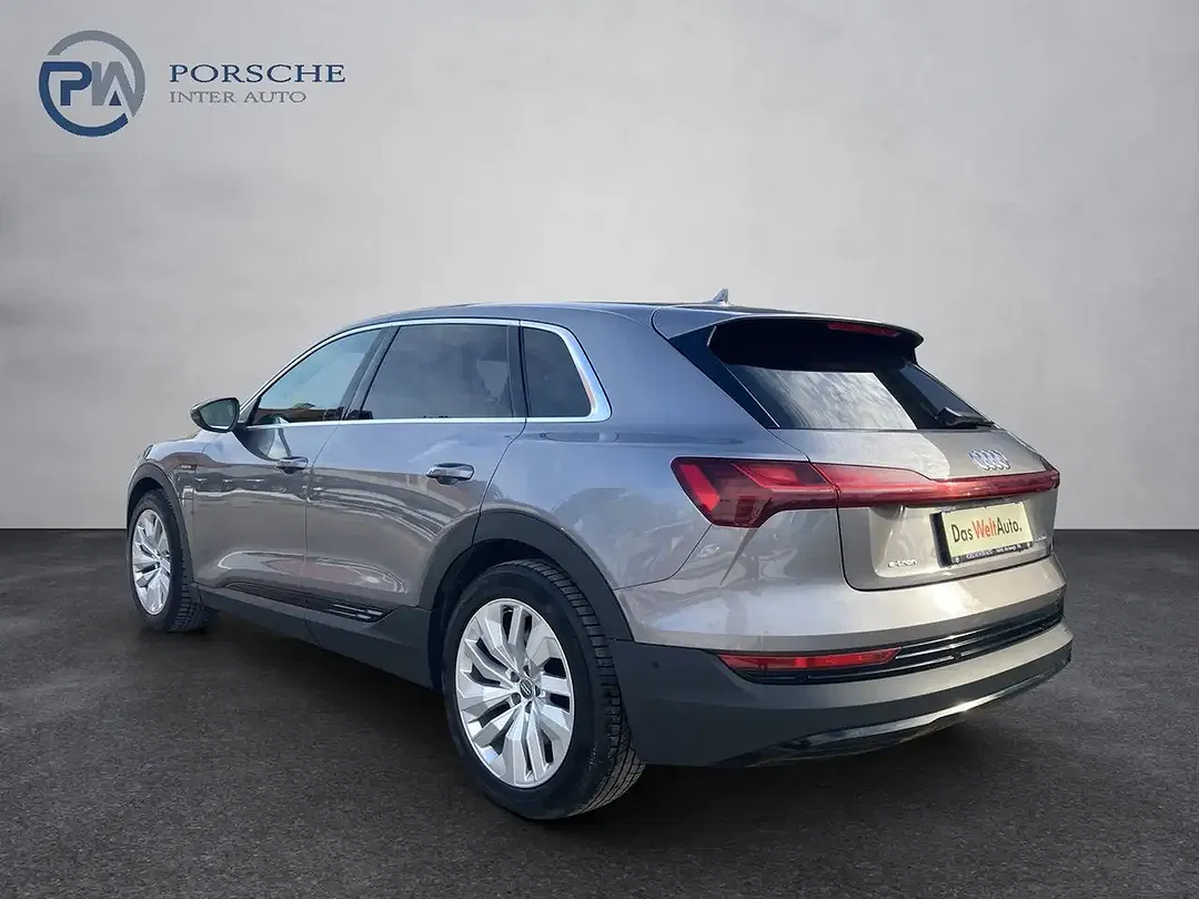 Audi e-tron - Thumbnail 3