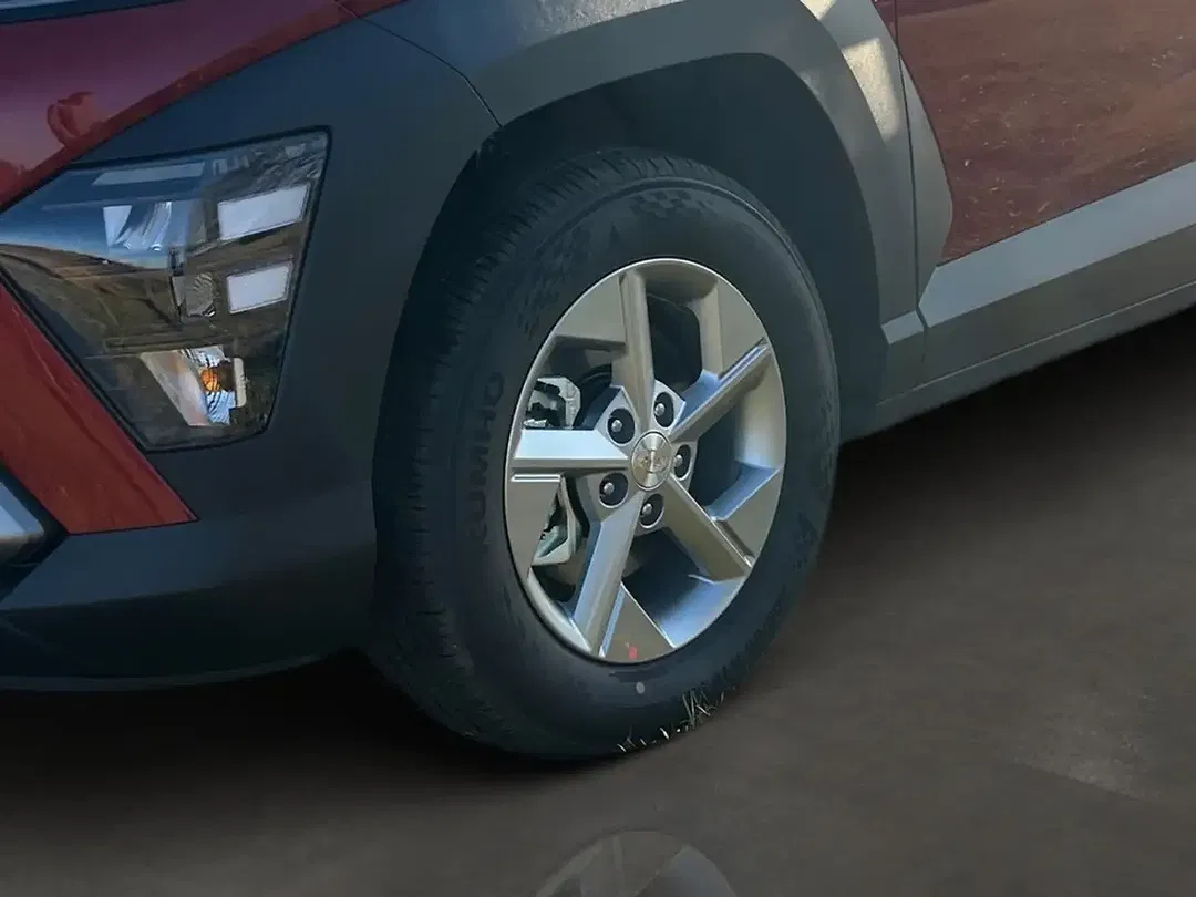 Hyundai KONA - Thumbnail 6