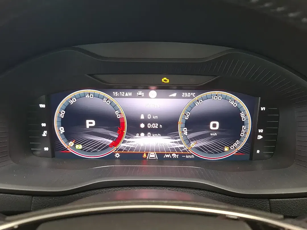 Skoda Karoq - Thumbnail 13