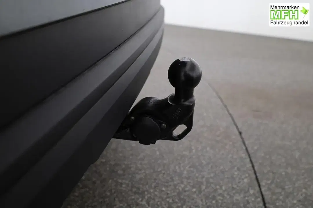 Skoda Karoq - Thumbnail 14