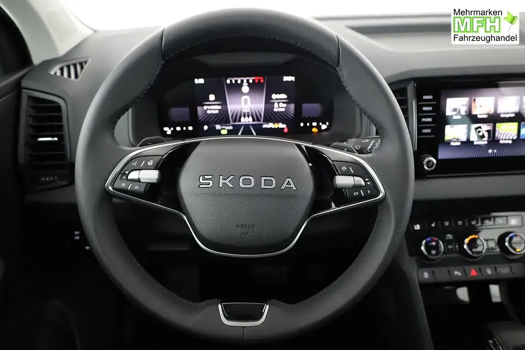 Skoda Karoq - Thumbnail 5