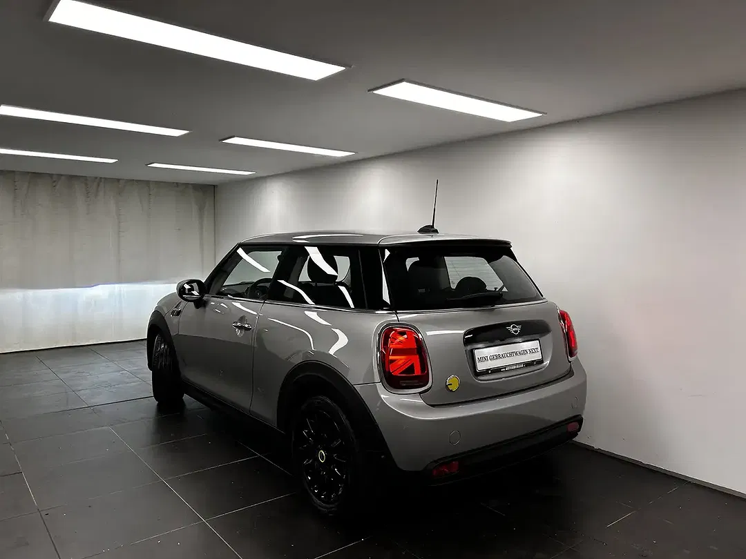 MINI Cooper SE - Thumbnail 10