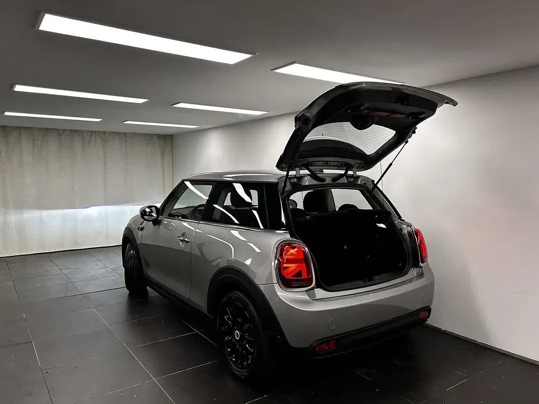 MINI Cooper SE - Thumbnail 11