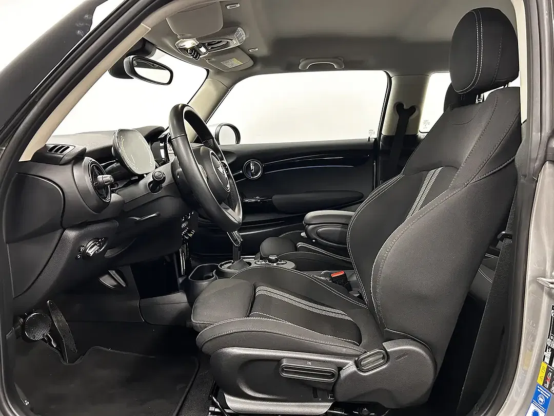 MINI Cooper SE - Thumbnail 4