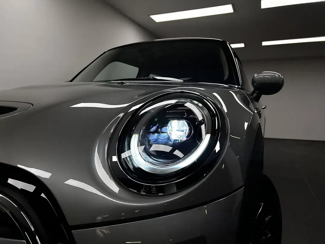 MINI Cooper SE - Thumbnail 9